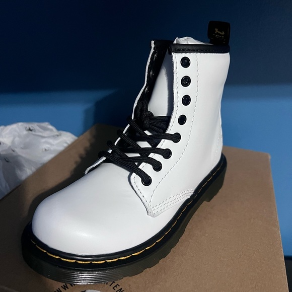 Brand New Never worn Doc Martens white. Youth size 12 - Picture 1 of 7